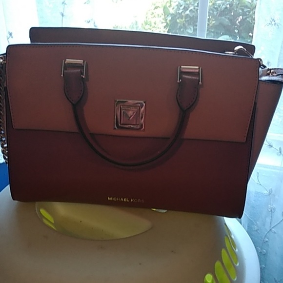 Handbag